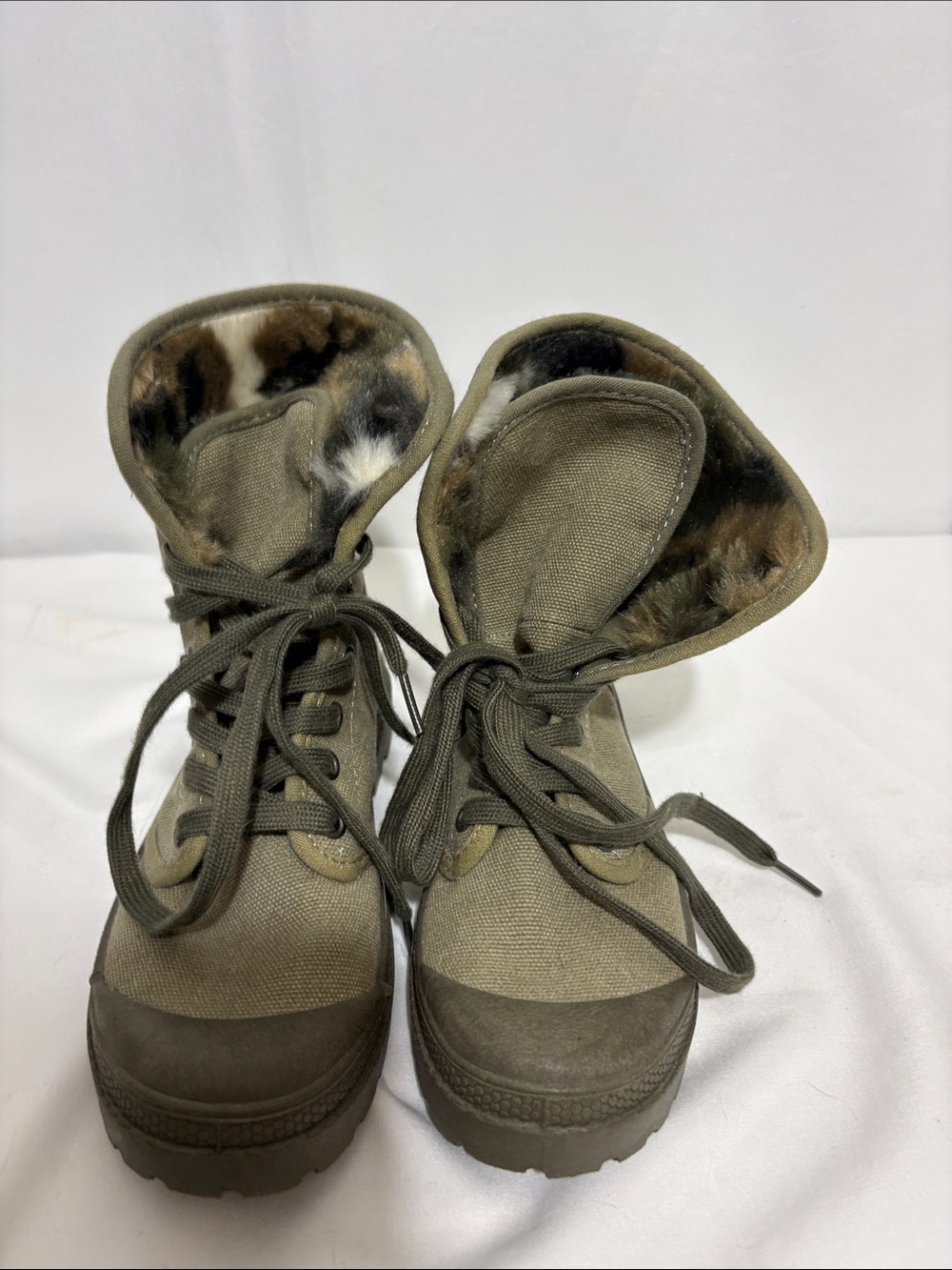 Rocket Dog Olive Green Lace-Up Combat Boots with Faux Fur Trim